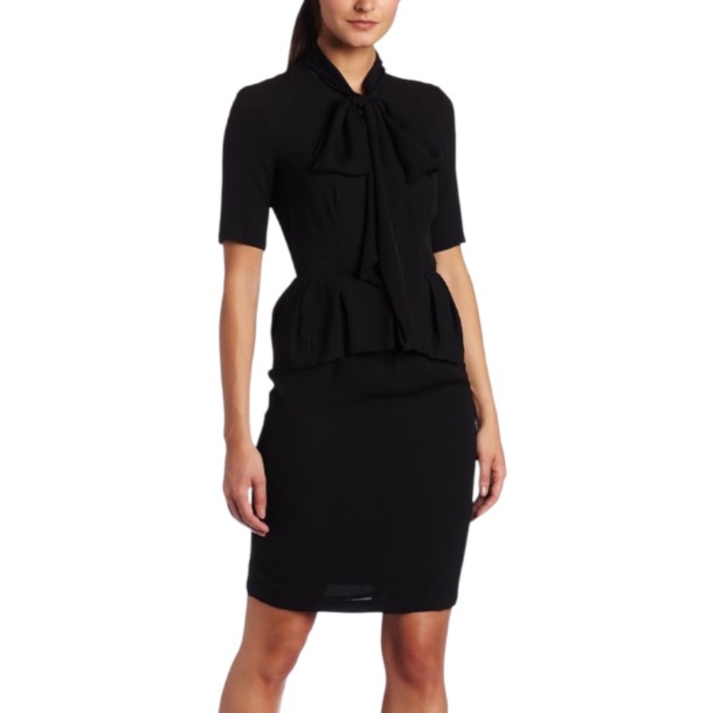 BCBG Maxazria Elegant 💯 %Silk Bow Tie Waist Ruffle Short Sleeve Black Dress